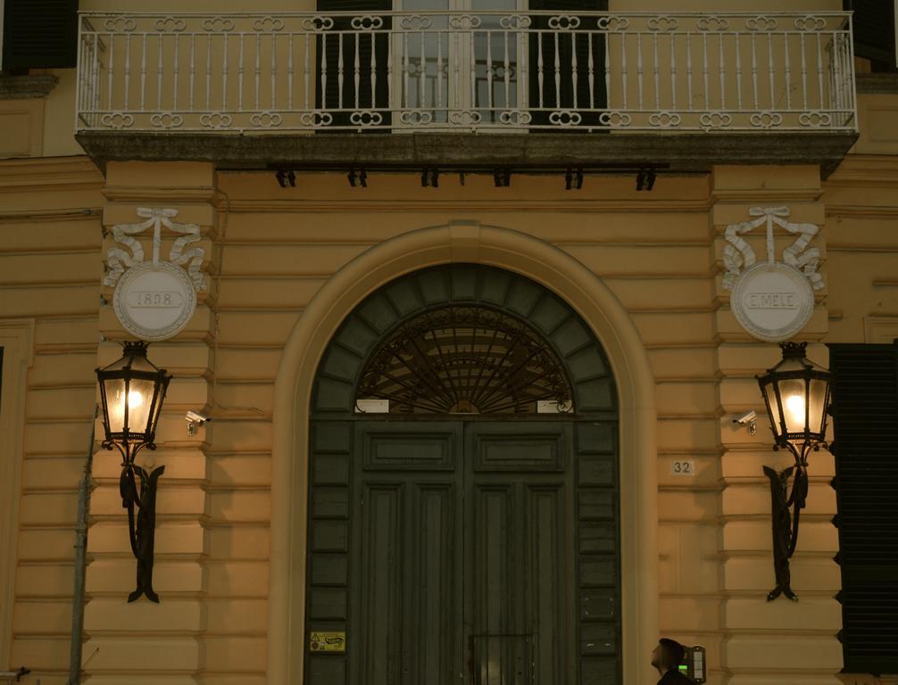 Palazzo Mele Residence Nápoles Exterior foto